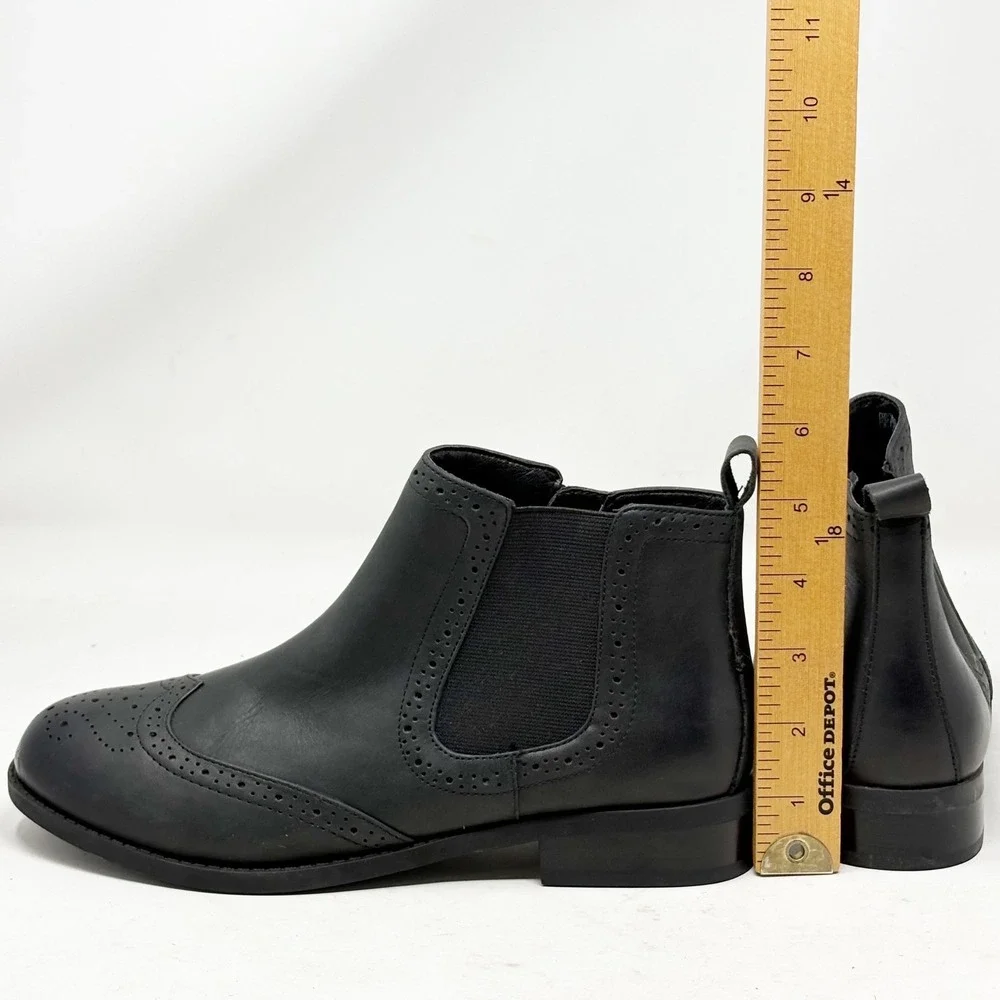 Vionic Sawyer Black Leather Wingtip Brogue Chelsea Ankle Boots Women's 8